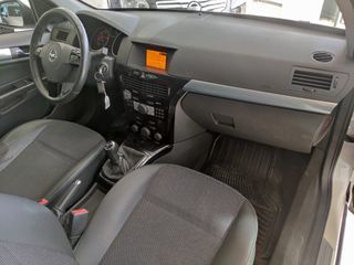 Opel Astra Edition *con garantía*