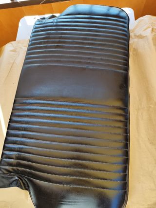 Asiento trasero Seat 600 , solo el respaldo 