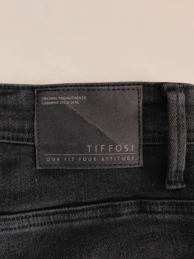 Vaquero corto Tiffosi chico Talla M