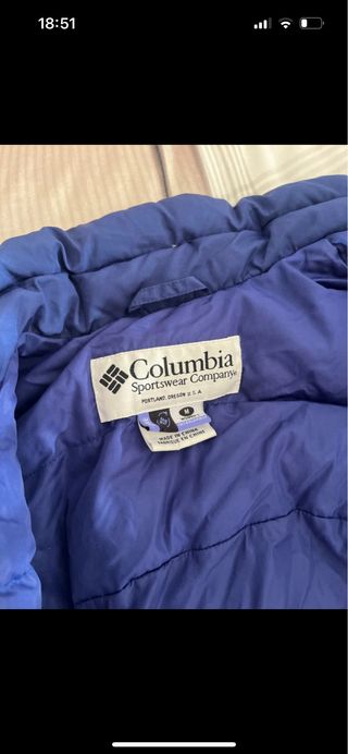Cazadora azul marino acolchada