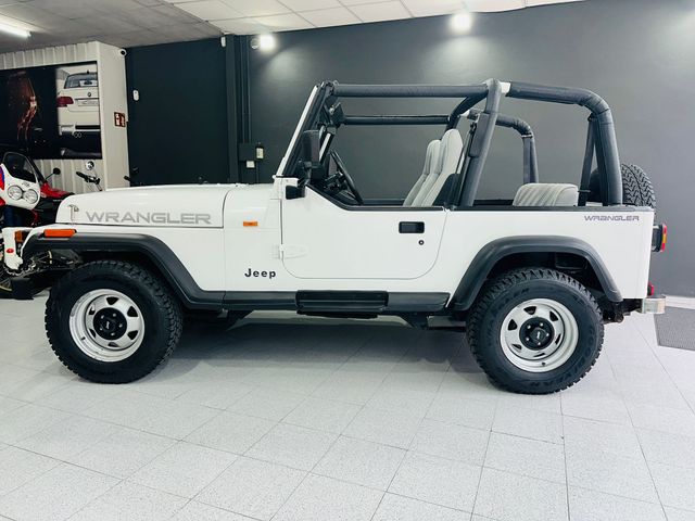 Jeep Wrangler 2.5 YJ Soft Top (1992) 