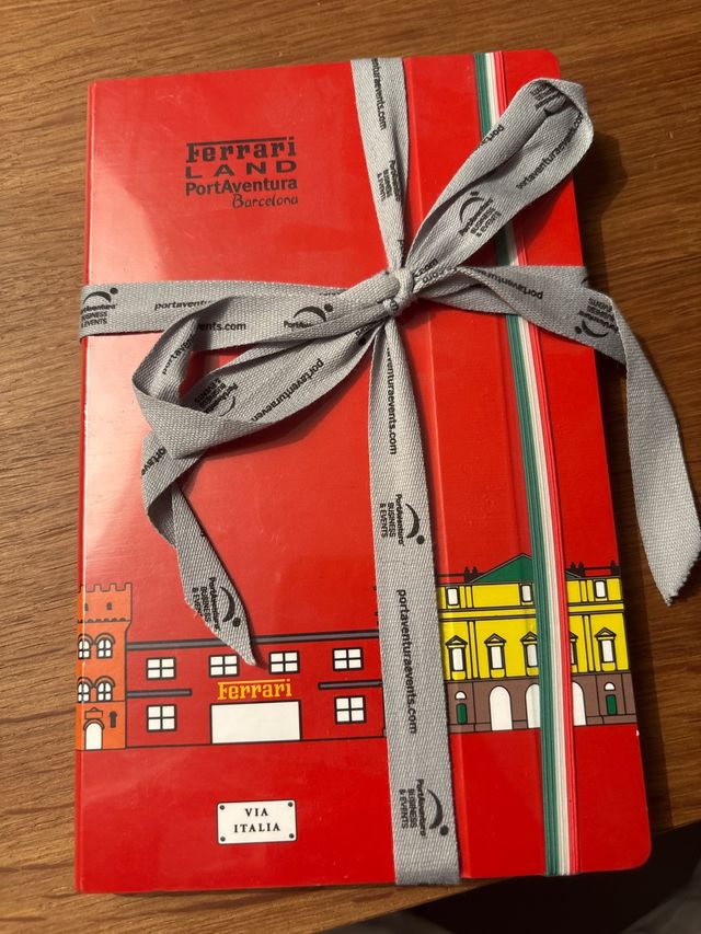 Libreta Ferrari Land PortAventura Barcelona