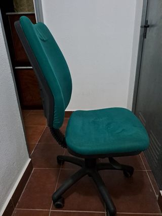 Silla de escritorio ergonómica verde