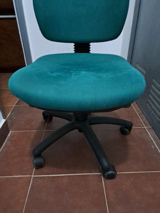 Silla de escritorio ergonómica verde