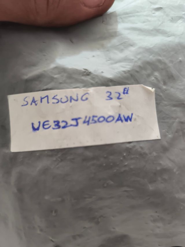 Despiece TV Samsung UE32J4500AW