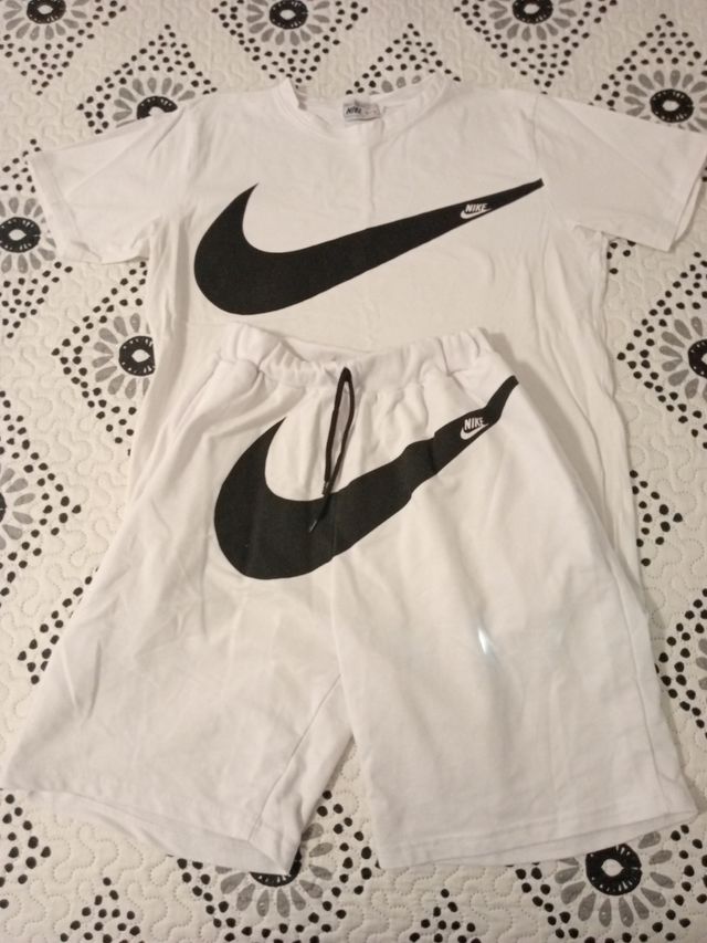 Conjunto Nike Blanco Talla L