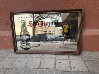 Cuadros antiguos cocacola y marcas de bebida