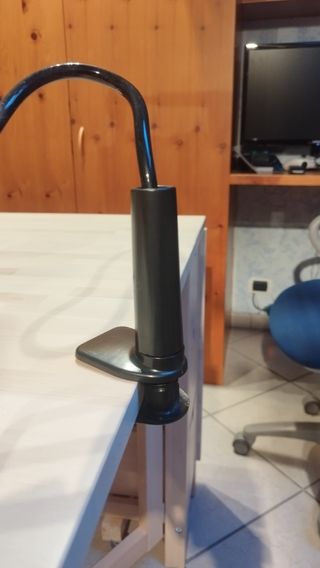 Supporto collo d'oca flessibile per cellulare
