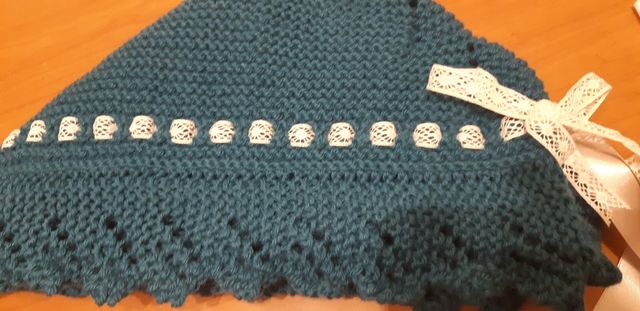 Eskuz egindako tokilla/ Toquilla hecha a mano