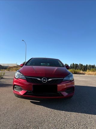 Opel Astra 2021