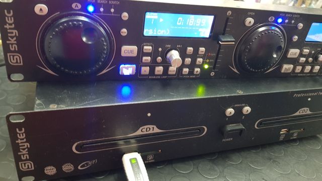 Doble reproductor Skytec STX-70 LEER