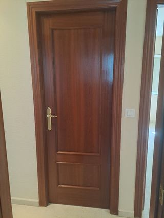 8 Puertas de madera interior