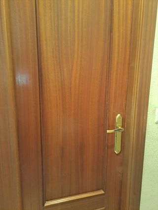 8 Puertas de madera interior