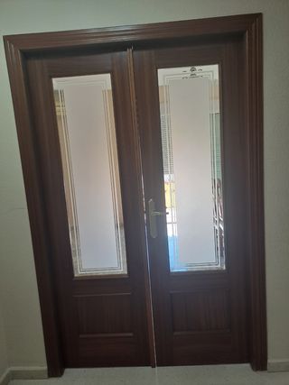 8 Puertas de madera interior