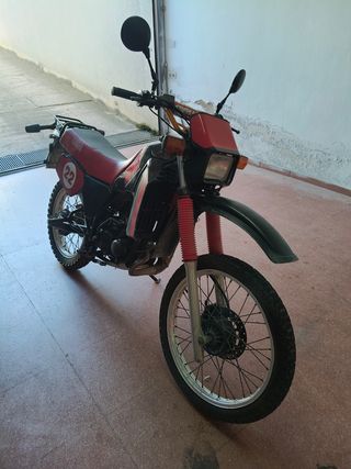 Yamaha DT 80 
