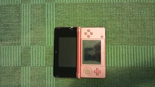 Nintendo 3DS Rosa y Negra