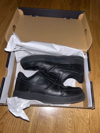 Nike Air Force 1 Negras