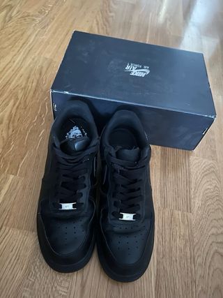 Nike Air Force 1 Negras