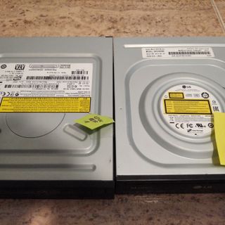  2 unidades Grabadoras DVD SATA Interna