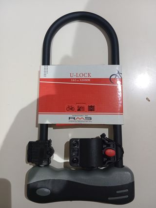 Candado de herradura nuevos 20€ tengo varios.