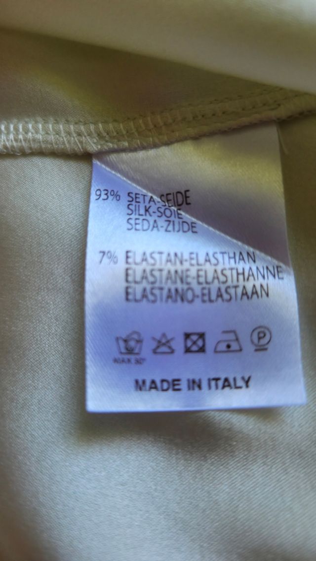 Camisa de seda 93%. Amarilla clarita. Manga larga