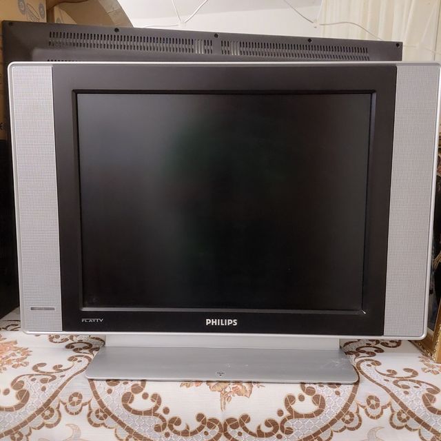 TV Philips 20" Plana LCD