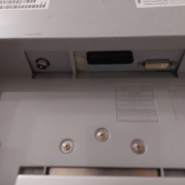 TV Philips 20" Plana LCD