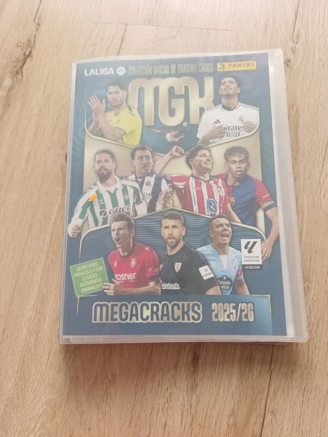 Álbum Megacracks La Liga 2025/26 Panini