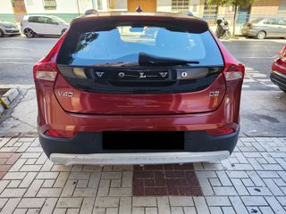 VOLVO V40 2.0D D2 120 CV CROSS COUNTRY MOMENTUM
