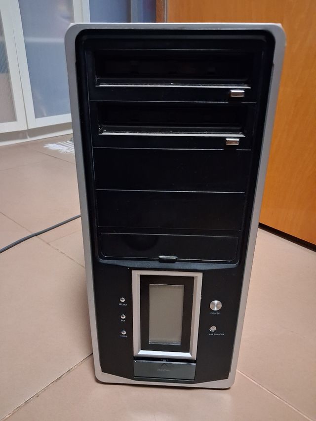 Torre PC Negra/Plateada