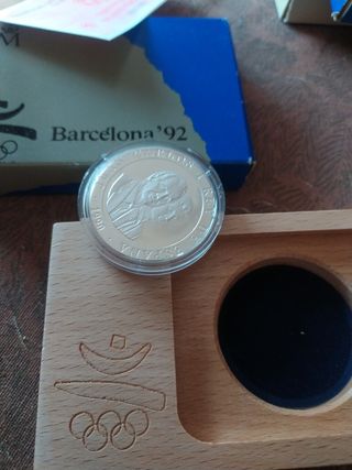 Moneda 2000 Pesetas Barcelona 92 Barca de Tamusien