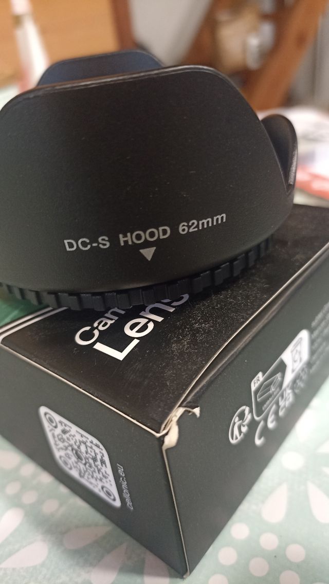 Filtro UV CELLONIC 62mm
Parasol para Tamron 18-200