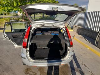 Ford Fusion 2004