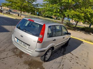 Ford Fusion 2004