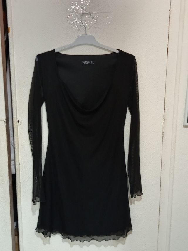 Vestido negro Stradivarius manga larga talla L