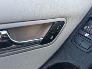 Mercedes-Benz Clase R 2009 7 plazas ETIQUETA C!