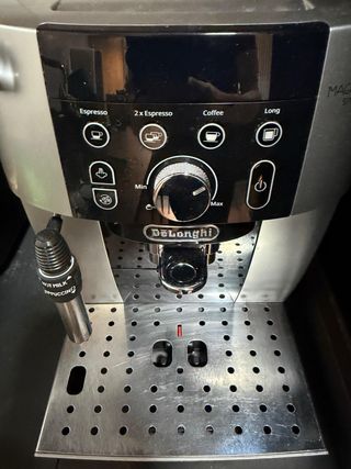 Cafetera DeLonghi Magnifica Smart S