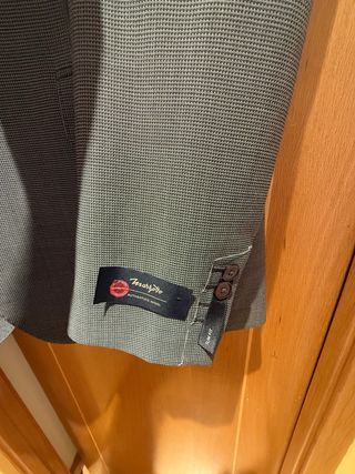 Traje Pedro del Hierro gris caballero