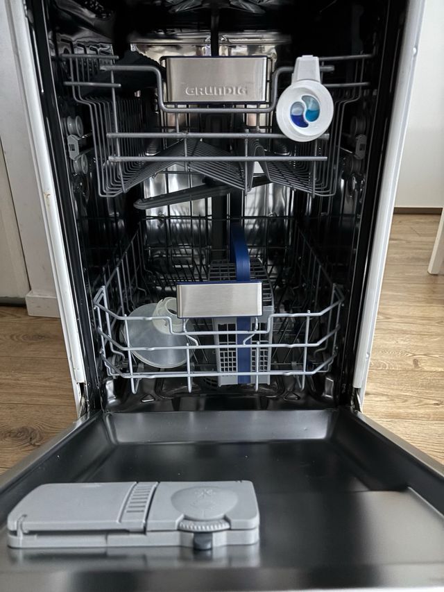 Lavavajillas Grundig 45cm libre instalación