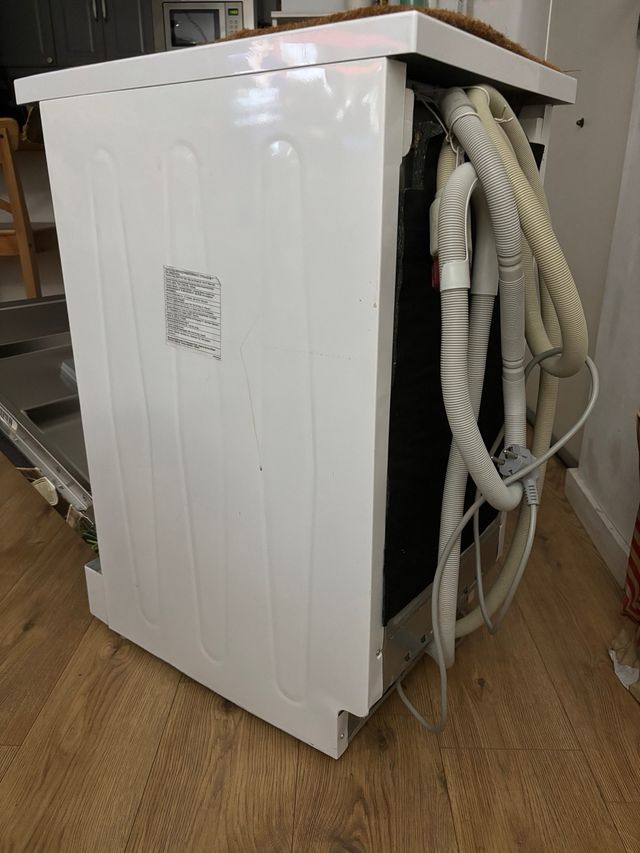 Lavavajillas Grundig 45cm libre instalación