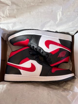 Jordan 1 Mid Zapatillas Negras Rojas Blancas