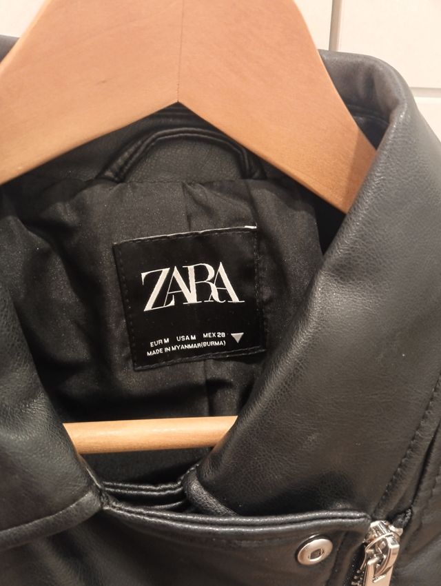 Chaqueta Zara Piel Negra