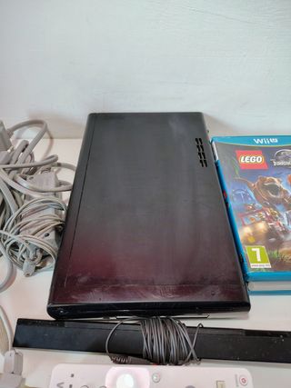 Nintendo Wii U Console Completa con Accessori 