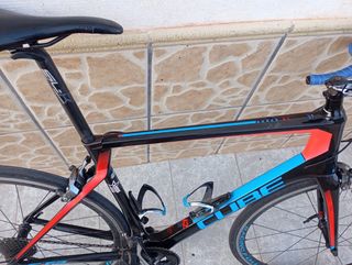 Bicicleta de carretera CUBE  Negra/Roja/Azul