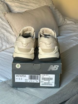 Zapatillas New Balance 5740 beige/gris mujer