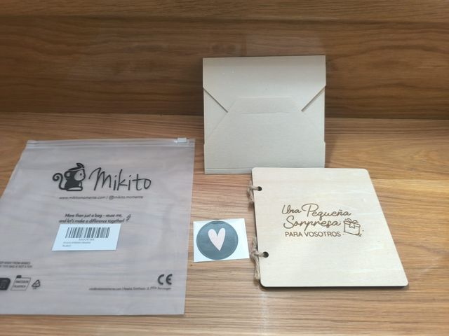 Anuncio embarazo madera abuelos