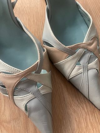 Zapatos de tacón Marypaz beige y azul
