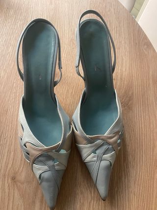 Zapatos de tacón Marypaz beige y azul