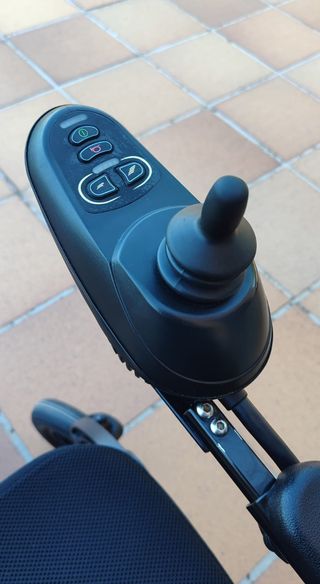 Silla de ruedas eléctrica plegable