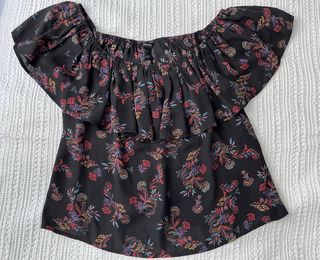 Blusa Forever 21 floral negra talla S
